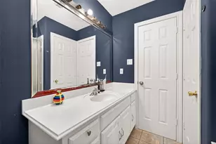 18015 Bambridge Dr, Houston, TX 77090 - Photo 38