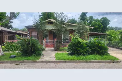 7629 Avenue I, Houston, TX 77012 - Photo 1