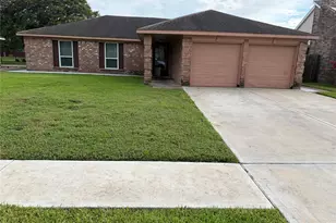 12719 Huntington Field Dr, Houston, TX 77099 - Photo 2