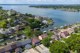 13239 Bluff View Dr, Willis, TX 77318 - Photo 48