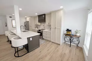 361 N Post Oak Ln, Houston, TX 77024 - Photo 12