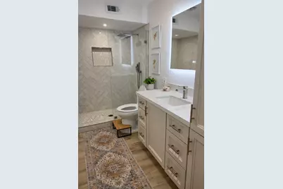 361 N Post Oak Lane #145, Houston, TX 77024 - Photo 22