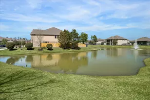 14902 Somerset Horizon Ln, Houston, TX 77044 - Photo 36