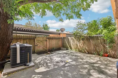 7700 Creekbend Drive #70, Houston, TX 77071 - Photo 20