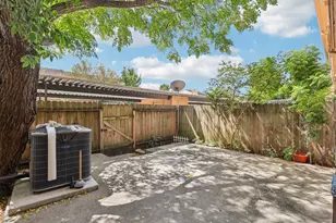 7700 Creekbend Dr, Houston, TX 77071 - Photo 20