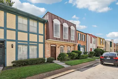 7700 Creekbend Drive #70, Houston, TX 77071 - Photo 2