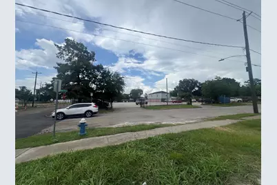 408 75th Street, Houston, TX 77011 - Photo 8