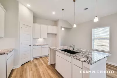 111 Sabinal Lane, Dayton, TX 77535 - Photo 4