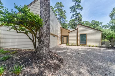 3131 Royal Crescent Drive, Houston, TX 77339 - Photo 2
