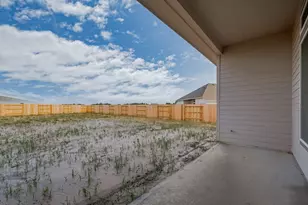 1070 Comal Trl, Dayton, TX 77535 - Photo 12