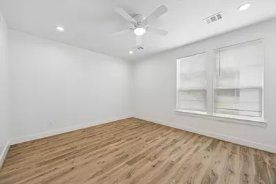 2749 Redrock Street #B, Houston, TX 77088 - Photo 14