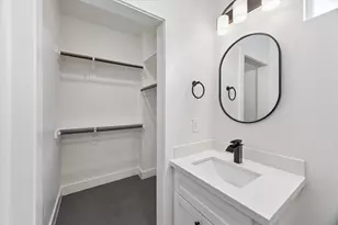 2749 Redrock St, Houston, TX 77088 - Photo 18