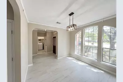 206 Hartwood Court, Sugar Land, TX 77479 - Photo 10