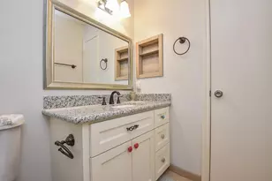 800 Country Pl Dr, Houston, TX 77079 - Photo 20