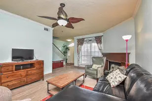 800 Country Pl Dr, Houston, TX 77079 - Photo 8
