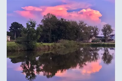 1 West Forest Dr, Huntsville, TX 77340 - Photo 4