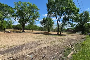 000 Louise St, Navasota, TX 77868 - Photo 1