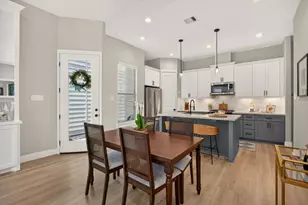 5359 Creekmont Oaks Ln, Houston, TX 77091 - Photo 2