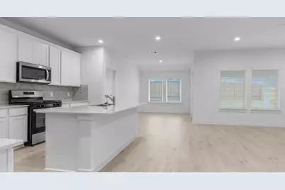 31106 Brighton Mill Court, Fulshear, TX 77441 - Photo 10