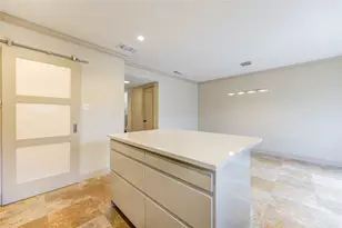 6337 Briar Rose Dr, Houston, TX 77057 - Photo 18