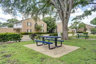 6337 Briar Rose Dr, Houston, TX 77057 - Photo 48