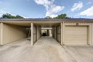 6337 Briar Rose Dr, Houston, TX 77057 - Photo 42