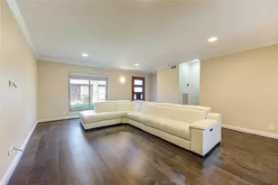6337 Briar Rose Dr, Houston, TX 77057 - Photo 4