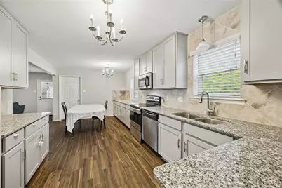 5402 Queensloch Drive, Houston, TX 77096 - Photo 6
