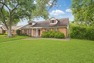 5402 Queensloch Drive, Houston, TX 77096 - Photo 2