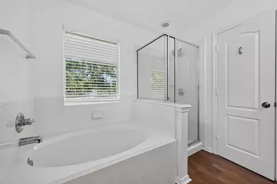 8126 Montague Manor Lane, Houston, TX 77072 - Photo 28