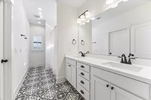 3504 Huntsford Dr, Houston, TX 77008 - Photo 26