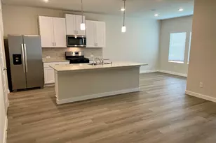 1543 King Rnch Rd, Conroe, TX 77301 - Photo 2