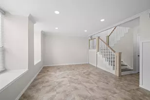 10211 Beekman Pl Dr Dr, Houston, TX 77043 - Photo 6