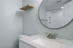 10211 Beekman Pl Dr Dr, Houston, TX 77043 - Photo 24