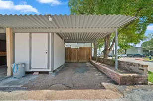 10211 Beekman Pl Dr Dr, Houston, TX 77043 - Photo 30