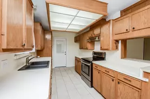 16610 Convoy Ct, Crosby, TX 77532 - Photo 18