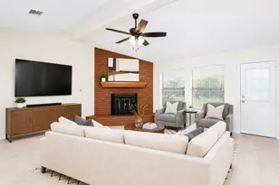 16610 Convoy Ct, Crosby, TX 77532 - Photo 10