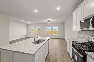 17219 White Peace Dr, Waller, TX 77484 - Photo 6
