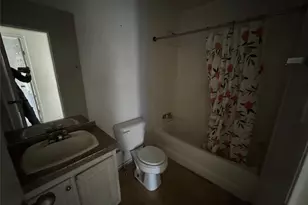 11707 Greenglen Dr, Houston, TX 77044 - Photo 8
