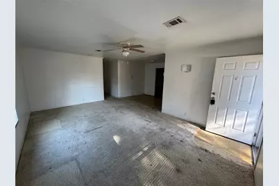 11707 Greenglen Drive, Houston, TX 77044 - Photo 2
