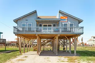 814 Beach Dr, Surfside Beach, TX 77541 - Photo 1