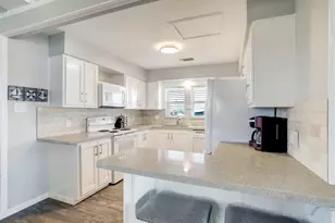 814 Beach Dr, Surfside Beach, TX 77541 - Photo 16