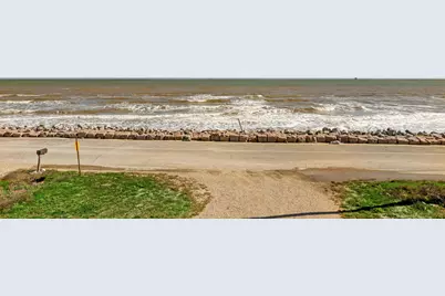 814 Beach Drive, Surfside Beach, TX 77541 - Photo 4