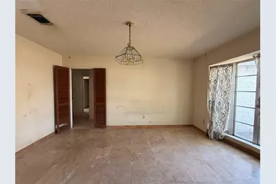 11807 Sharpview Drive, Houston, TX 77072 - Photo 2