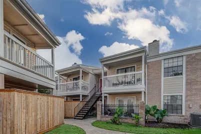 2750 Holly Hall Street #311, Houston, TX 77054 - Photo 2