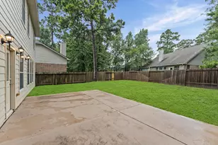 135 S Spinning Wheel Cir, The Woodlands, TX 77382 - Photo 32