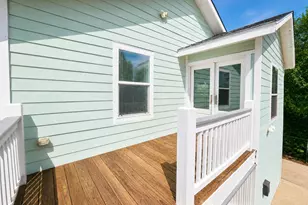 2215 46th St, Galveston, TX 77551 - Photo 2