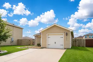 5927 Golden Cove Rd, Cove, TX 77523 - Photo 2