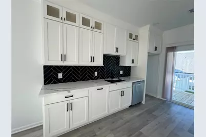 226 S Y Street, La Porte, TX 77571 - Photo 6