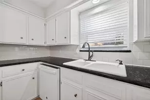 906 Crossfield Dr, Katy, TX 77450 - Photo 14